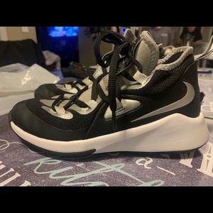 Worn 1 time Nike Future Court